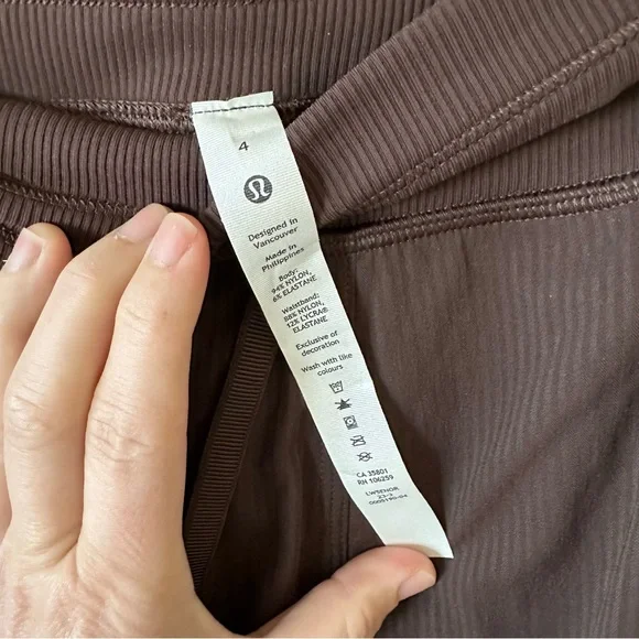 Lululemon Dance Studio Mid-Rise Pant in Espresso - Picture 6 of 7